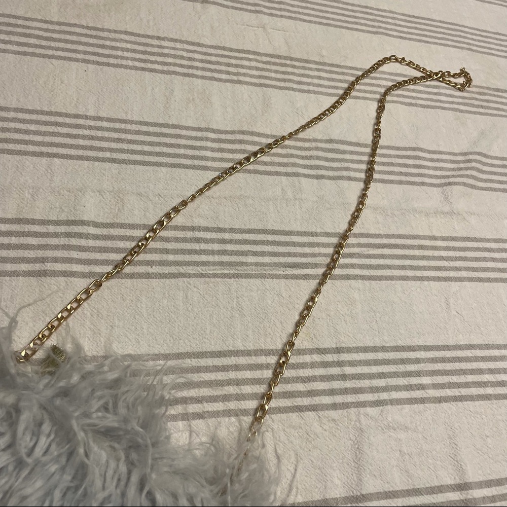 Winter Chic Silver Faux Fur Crossbody Gold Chain Purse NWT Disco 90s - Picture 4 of 8